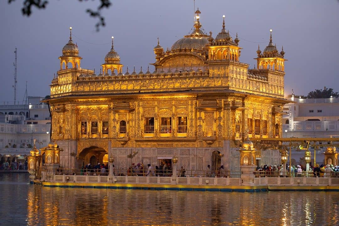Amritsar 2026: Golden Temple, Wagah Border& Complete Travel Guide