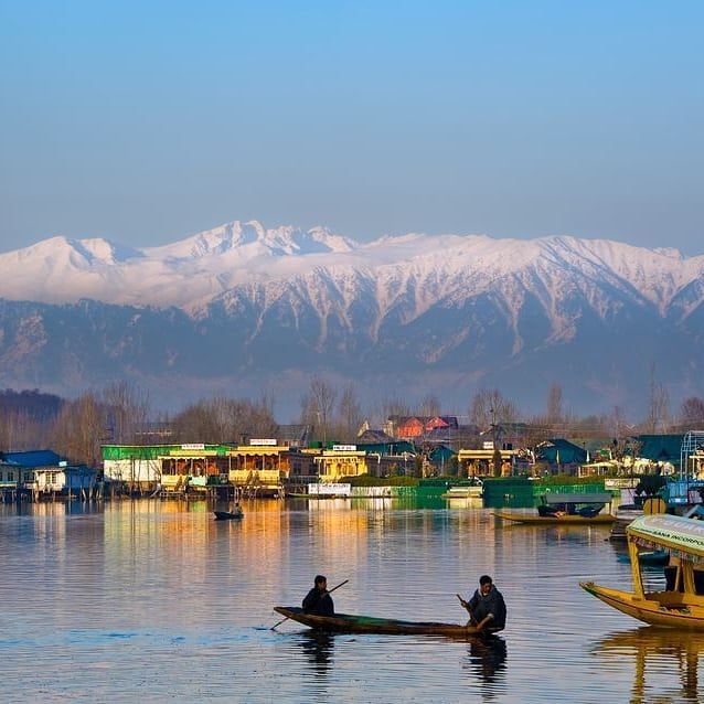 Srinagar City Tour - Dal Lake & Mughal Gardens