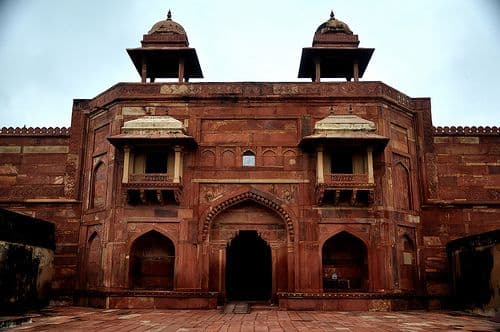 Mughal palace courtyard at Fatehpur Sikri (representative)