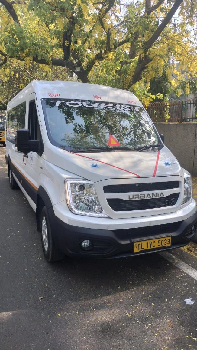 Tempo Traveller - 20